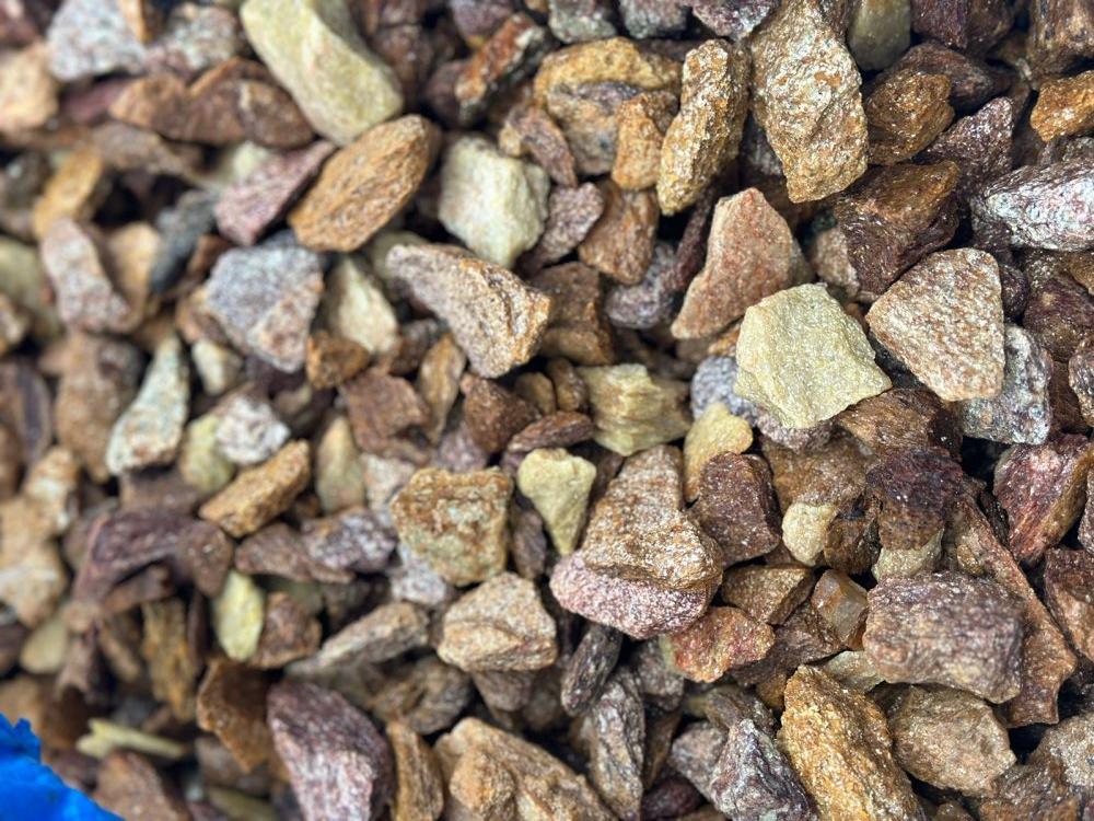 Златолит персиковый декоративная каменная крошка купить в Щёлково