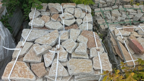 Плитняк гранитный галтованный купить в Щёлково