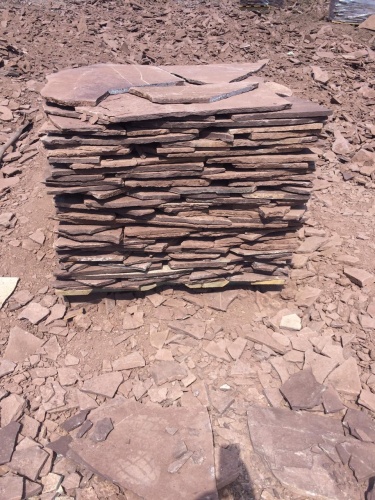 Плитняк лемезит бордовый для цоколя 1,5-2 см купить в Щёлково