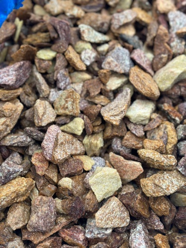 Златолит персиковый декоративная каменная крошка купить в Щёлково