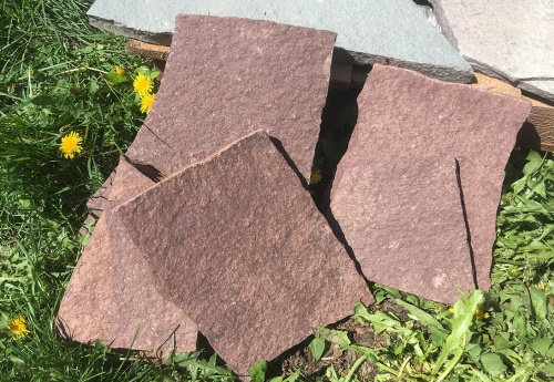 Плитняк лемезит бордовый для цоколя 1,5-2 см купить в Щёлково