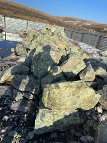 Камни для ландшафтного дизайна зелёные 10-60 килограмм купить в Щёлково