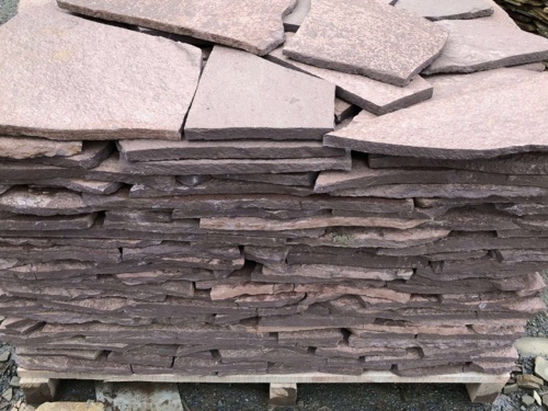 Плитняк лемезит бордовый для облицовки цоколя 20-25 мм  купить в Щёлково