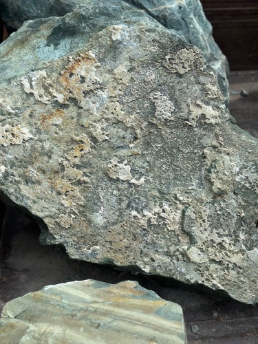 Ландшафтные глыбы зелёные 200-500 килограмм купить в Щёлково