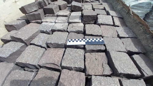 Лемезит колотая брусчатка 10 * 10 см. для парковки купить в Щёлково